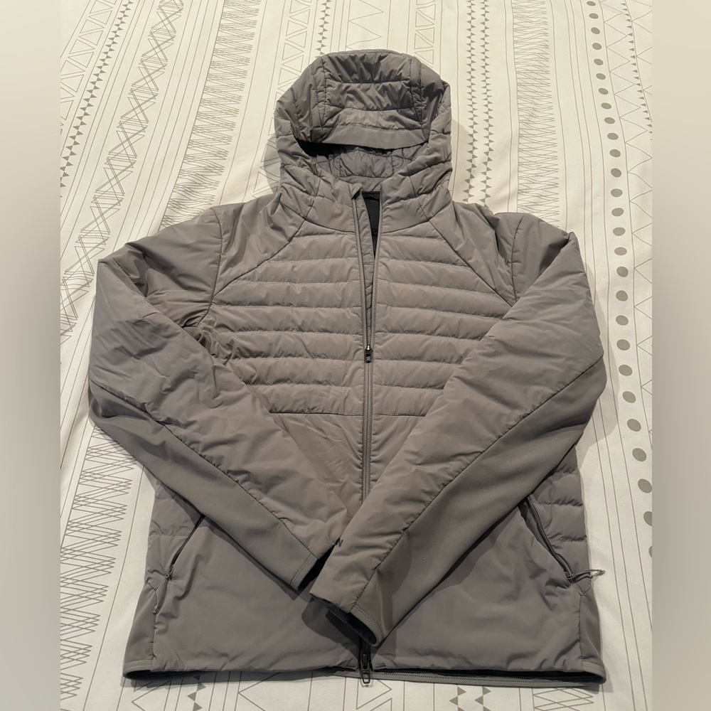 Lululemon Puffer Zip-up Hoodie